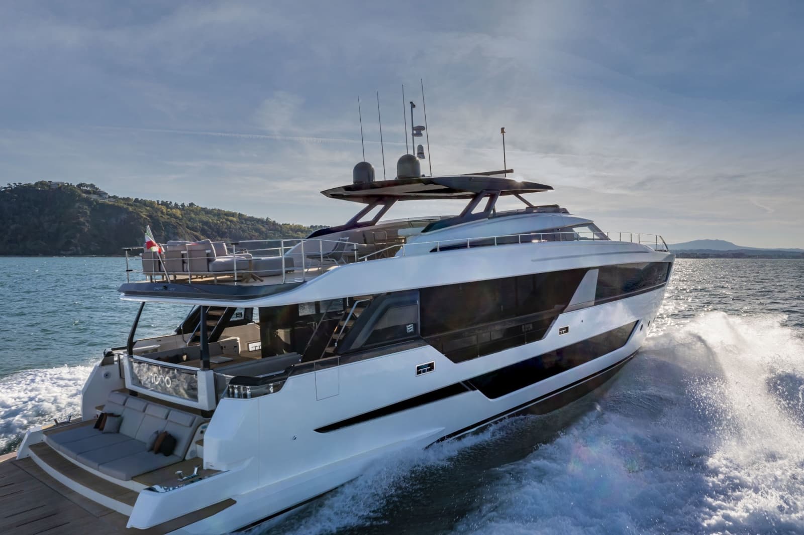 2023 Ferretti Yachts 1000 - Photo 9