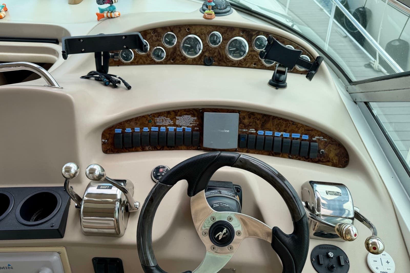 2003 Sea Ray 340 Sundancer - Photo 13