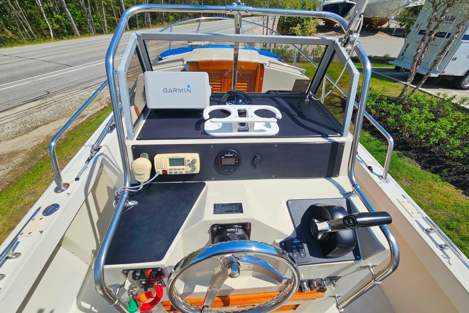 1990 Boston Whaler Outrage Cuddy - Photo 7
