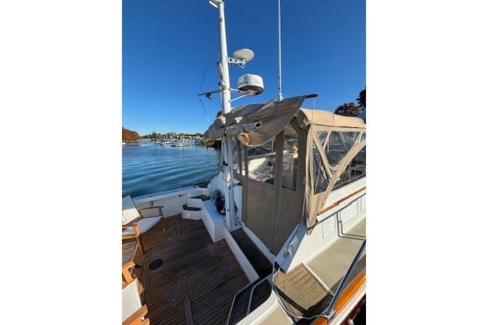 1998 Grand Banks 38 Eastbay EX - Photo 8