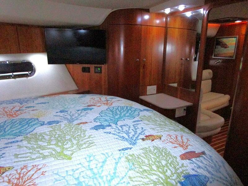 2003 Tiara Yachts 5200 Express - Photo 18