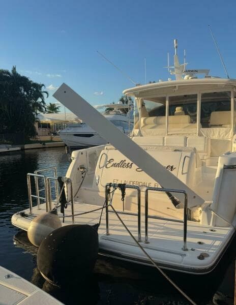 2003 Tiara Yachts 5200 Express - Photo 46