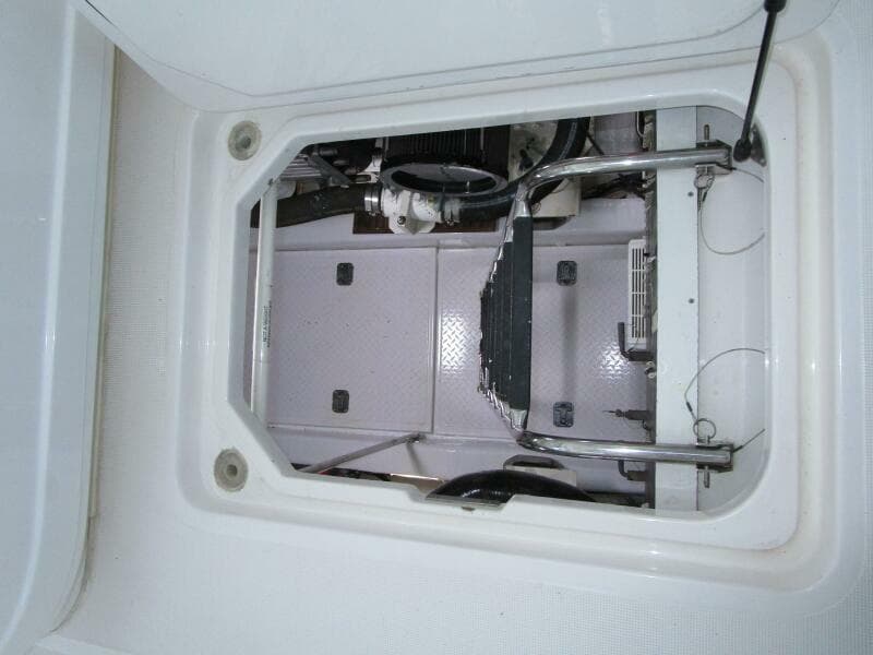 2003 Tiara Yachts 5200 Express - Photo 52