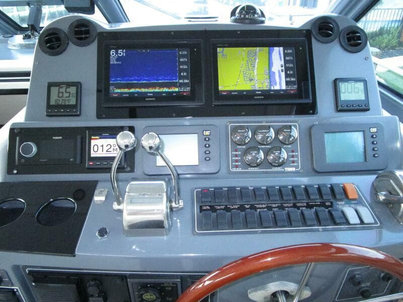 2003 Tiara Yachts 5200 Express - Photo 30