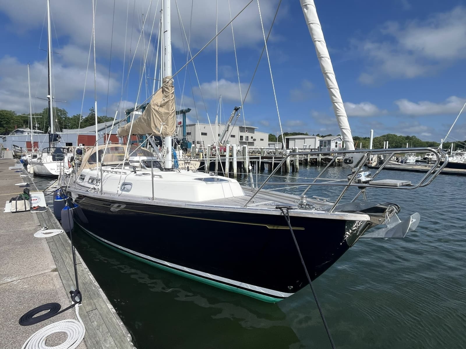 2017 Rustler 37 - Photo 4