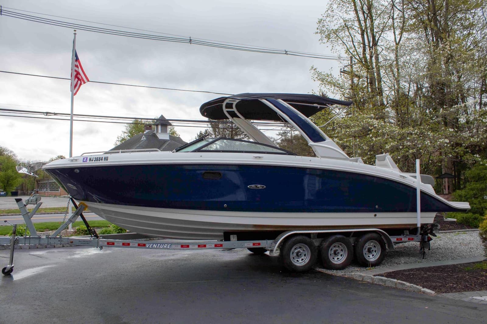 2024 Sea Ray SDX 290 - Photo 1