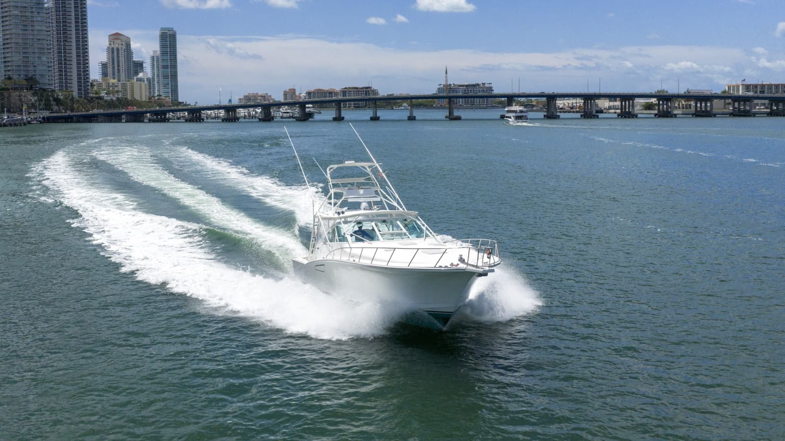 2000 Cabo 45 EXPRESS - Photo 7