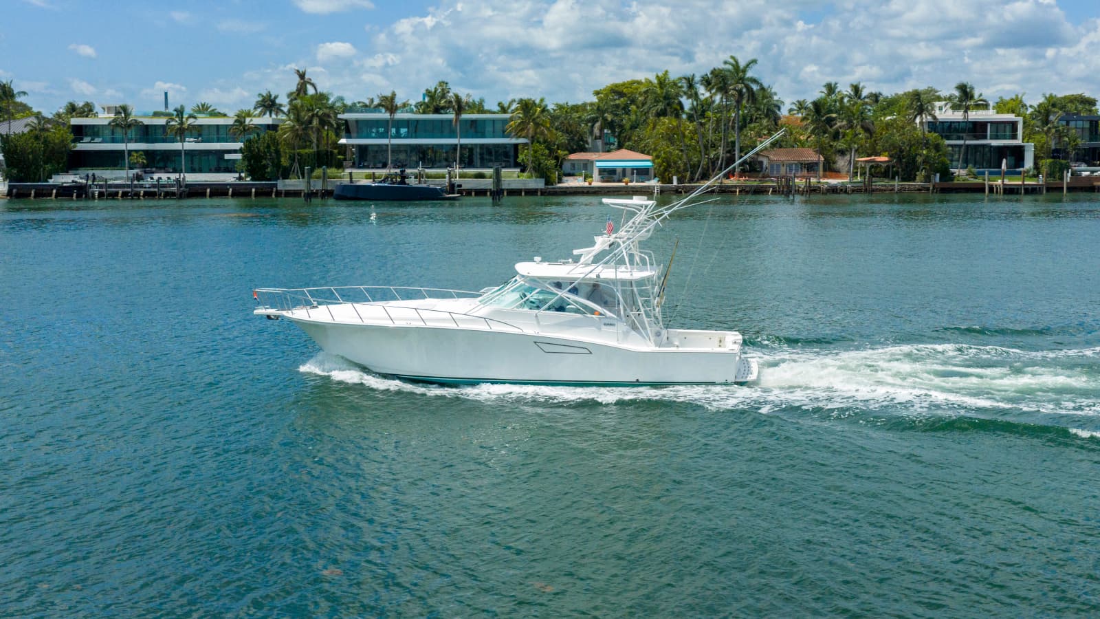 2000 Cabo 45 EXPRESS - Photo 1