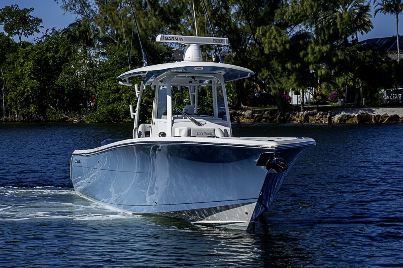 2021 Cobia 320 CC - Photo 42