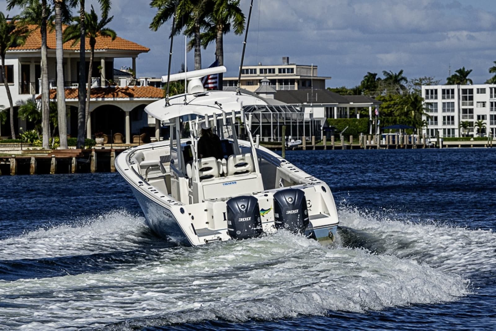 2021 Cobia 320 CC - Photo 51