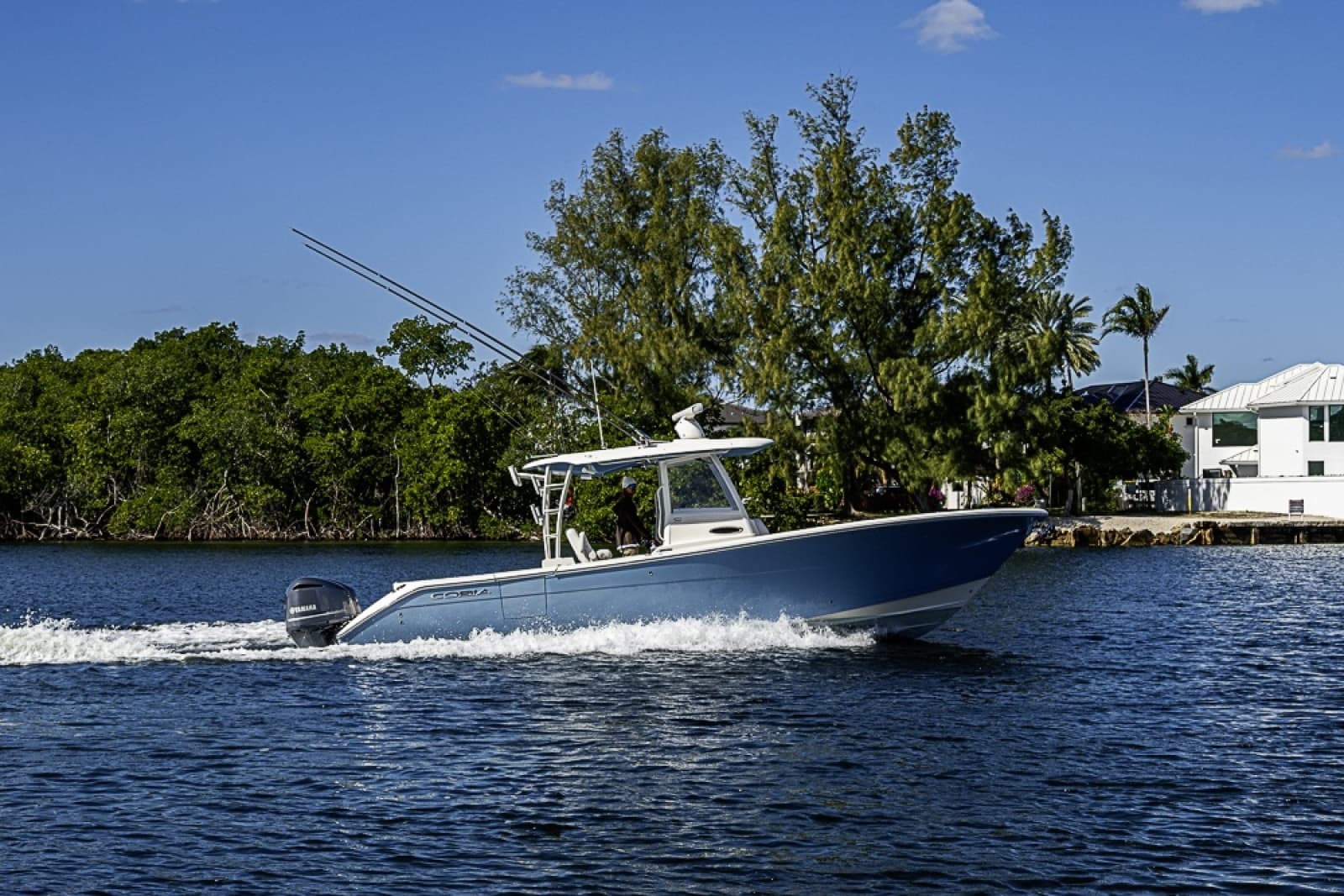 2021 Cobia 320 CC - Photo 47