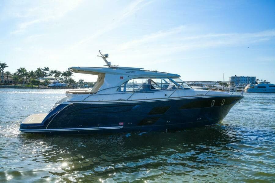 2026 Marex 360 Cabriolet Cruiser - Photo 10