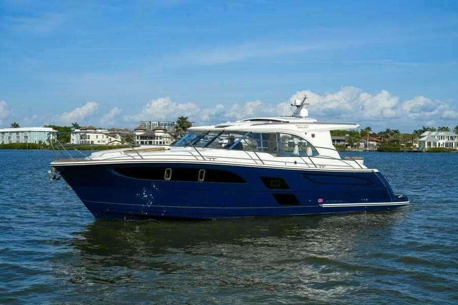 2026 Marex 360 Cabriolet Cruiser - Photo 6