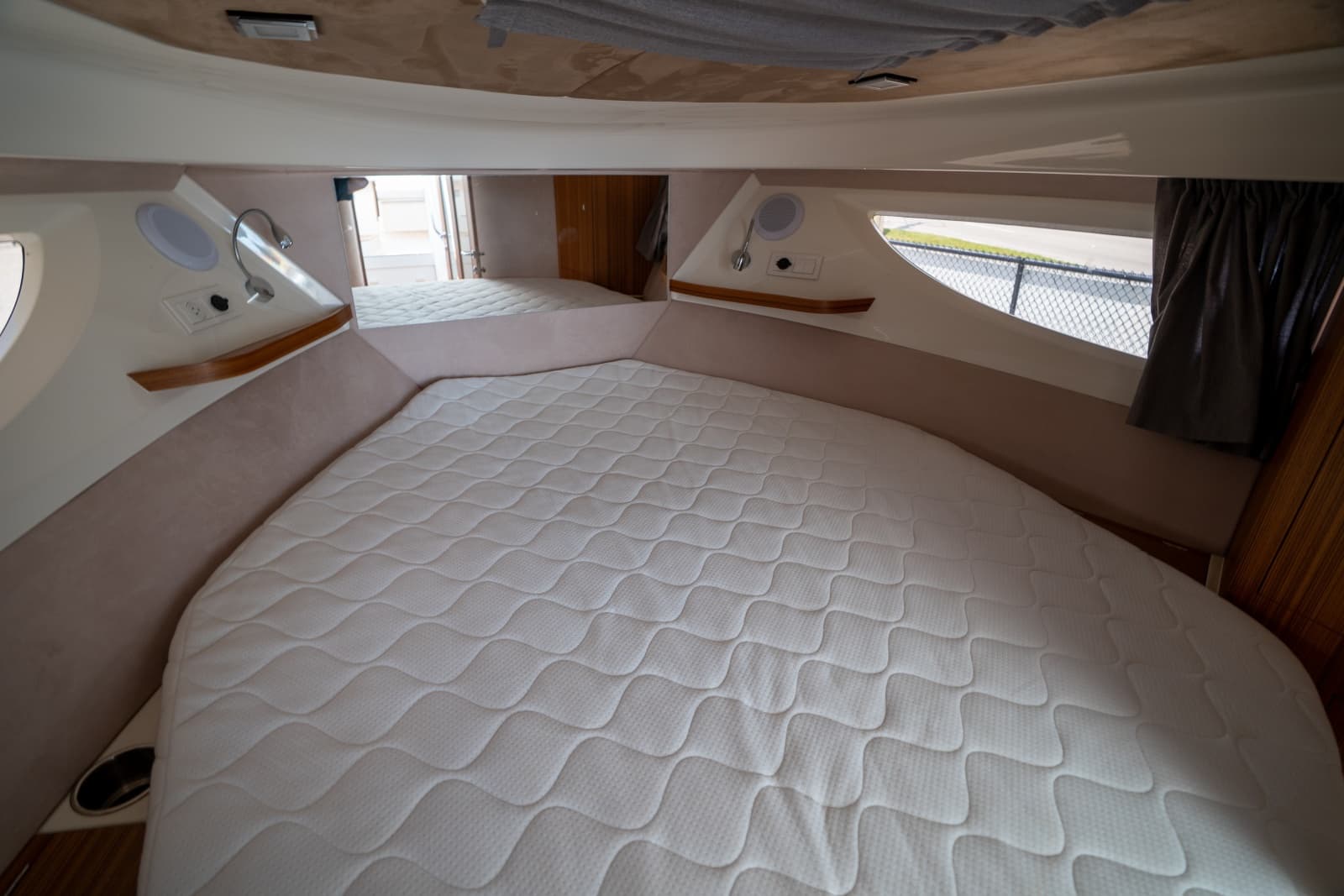 2026 Marex 360 Cabriolet Cruiser - Photo 23