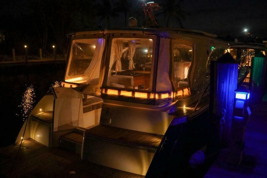 2026 Marex 360 Cabriolet Cruiser - Photo 27