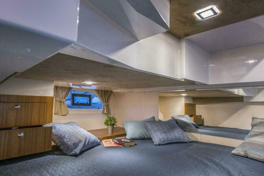 2026 Marex 360 Cabriolet Cruiser - Photo 23