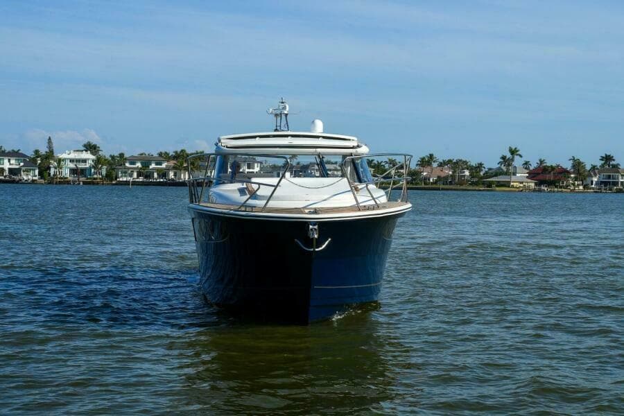 2026 Marex 360 Cabriolet Cruiser - Photo 7