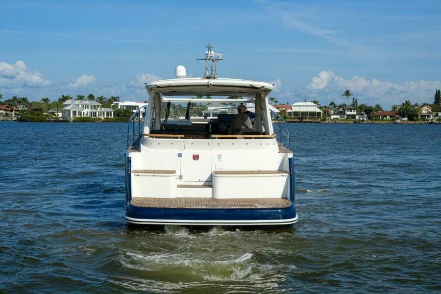 2026 Marex 360 Cabriolet Cruiser - Photo 13