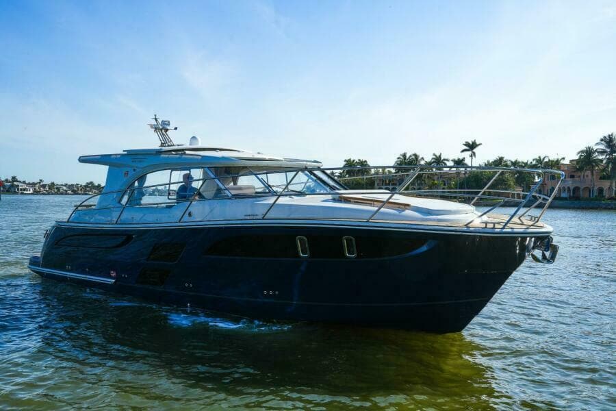 2026 Marex 360 Cabriolet Cruiser - Photo 9