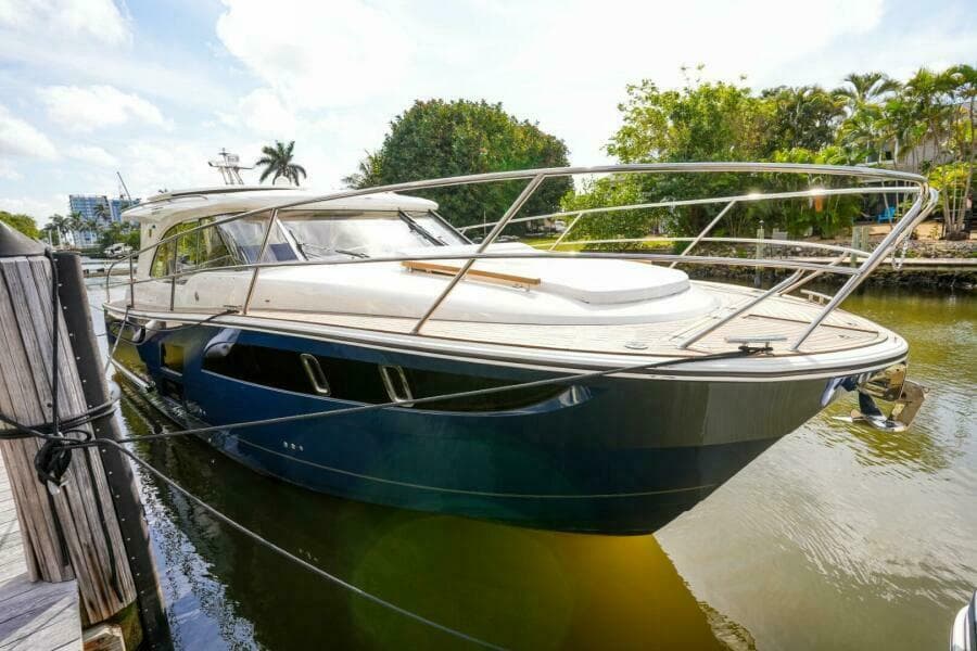 2026 Marex 360 Cabriolet Cruiser - Photo 30