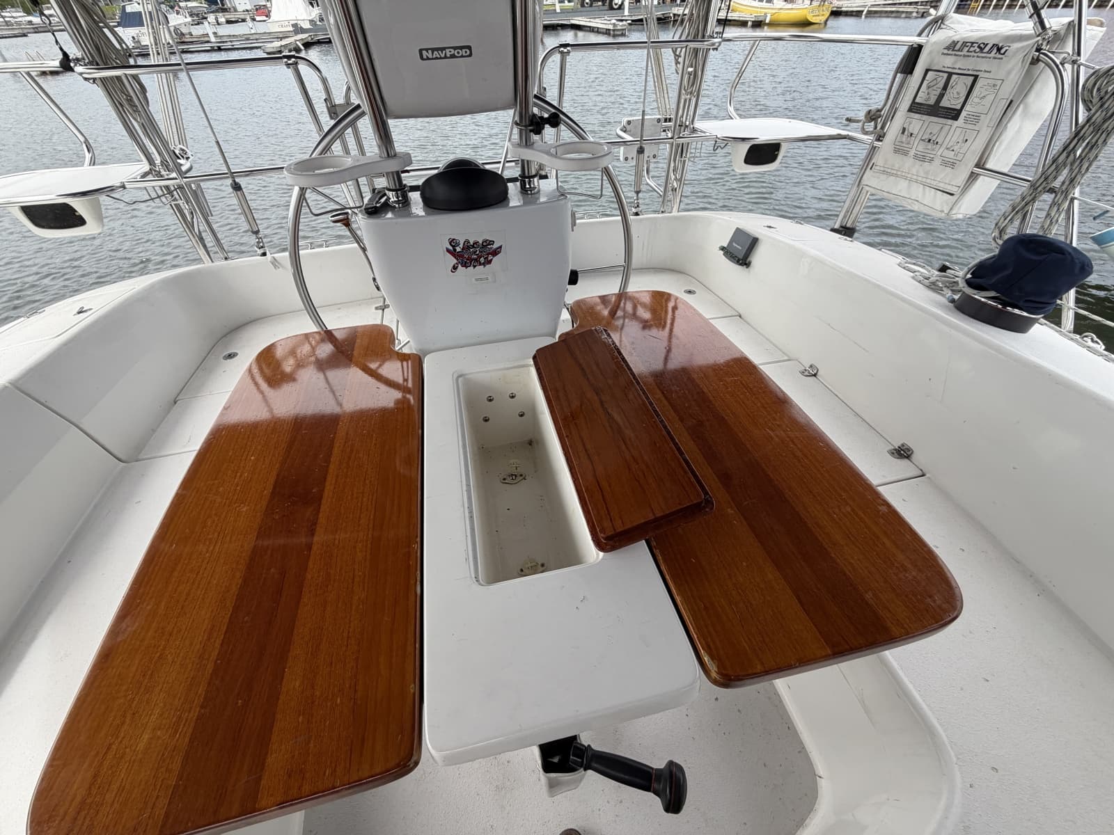 2004 Catalina Catalina 350 - Photo 31
