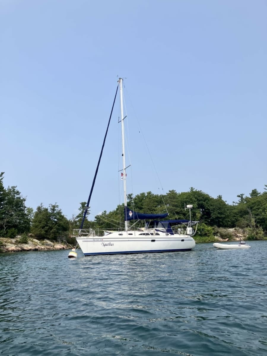 2004 Catalina Catalina 350 - Photo 1