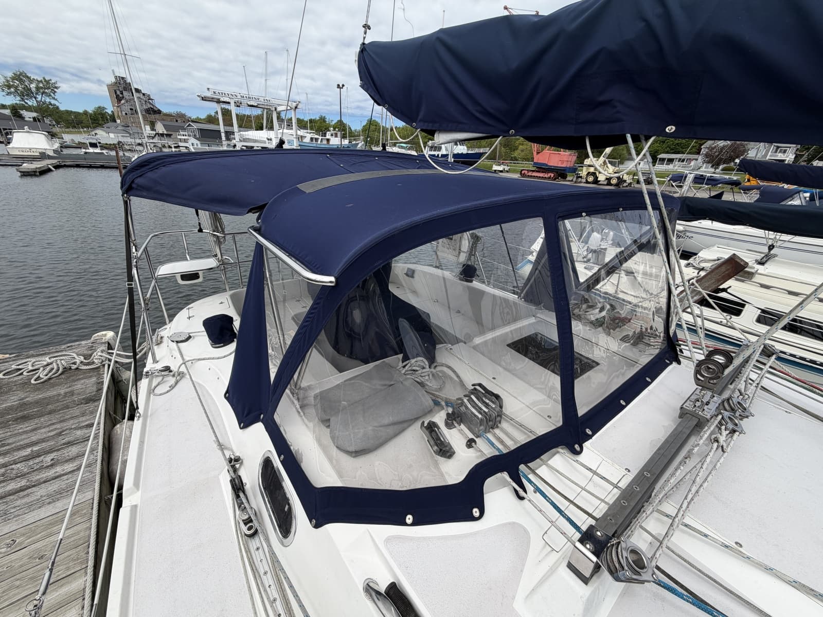 2004 Catalina Catalina 350 - Photo 17