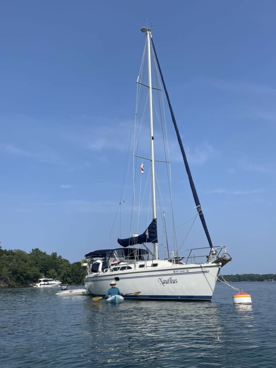 2004 Catalina Catalina 350 - Photo 2