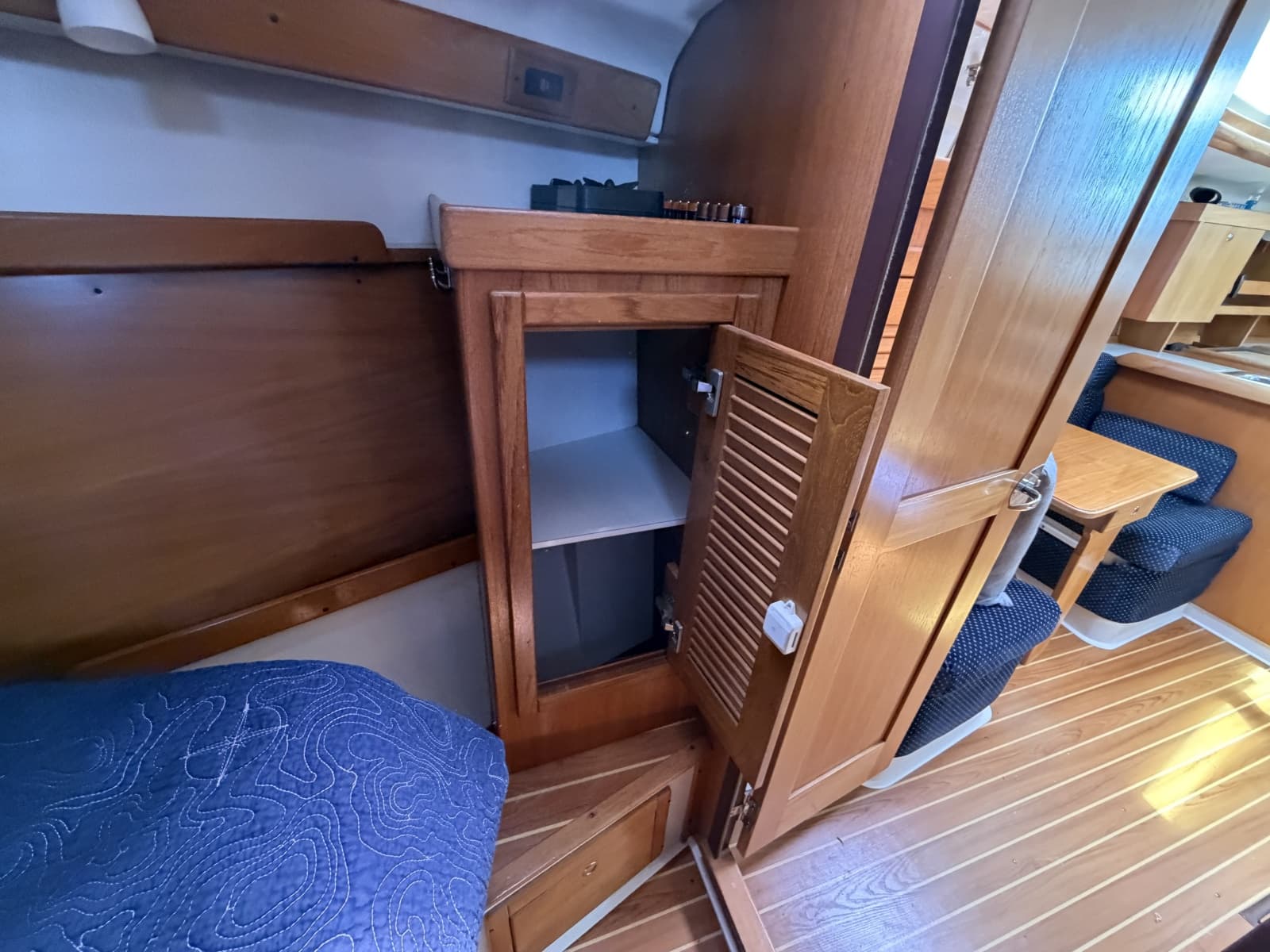 2004 Catalina Catalina 350 - Photo 58