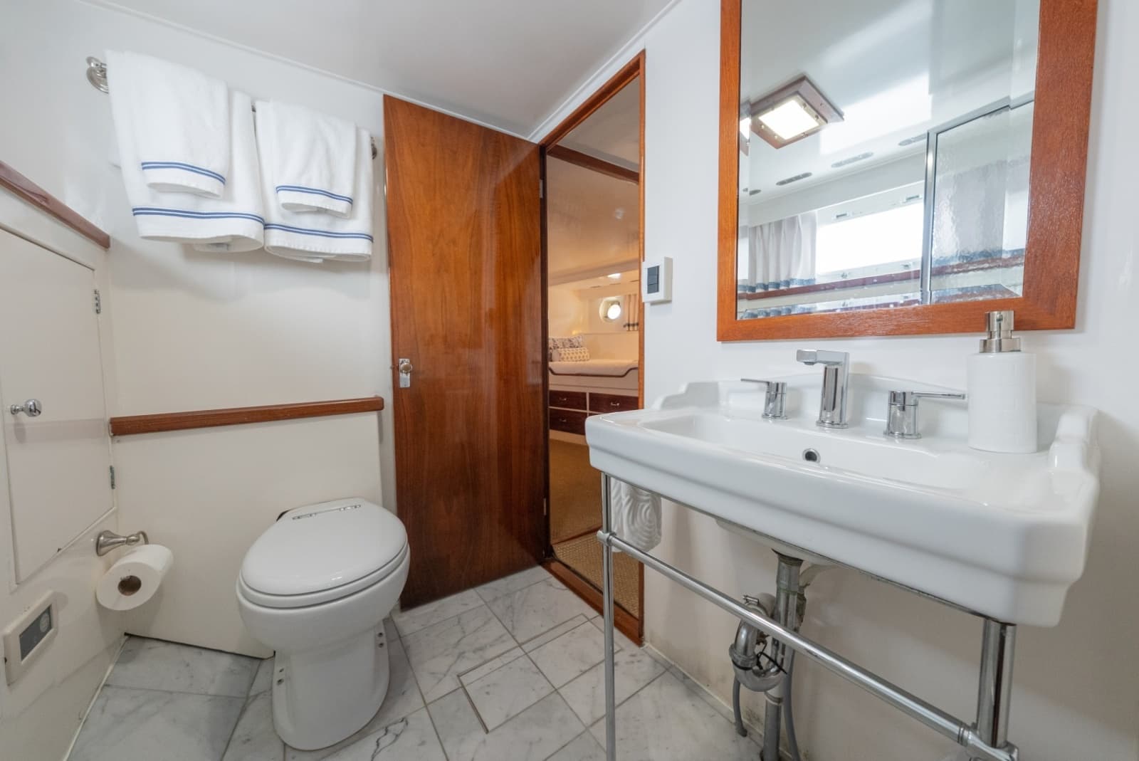 1939 Mathis Trumpy Trumpy Fantail Houseboat - Photo 13