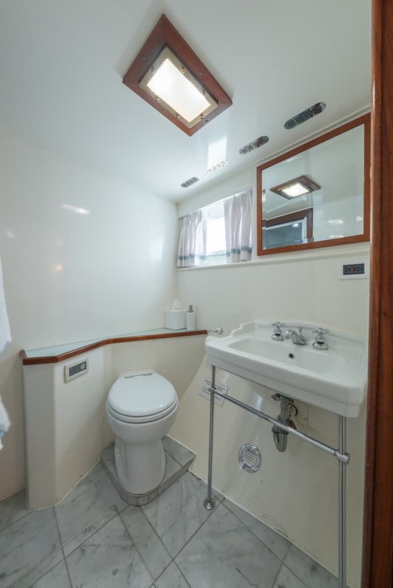 1939 Mathis Trumpy Trumpy Fantail Houseboat - Photo 15