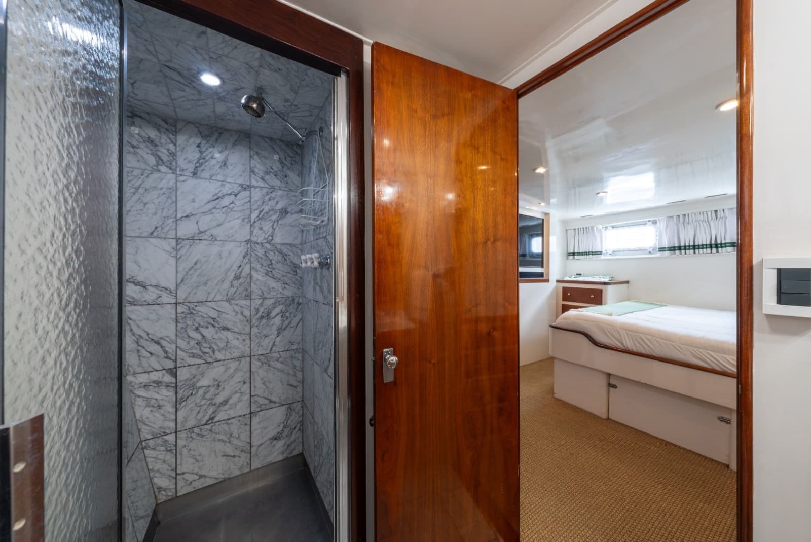 1939 Mathis Trumpy Trumpy Fantail Houseboat - Photo 10