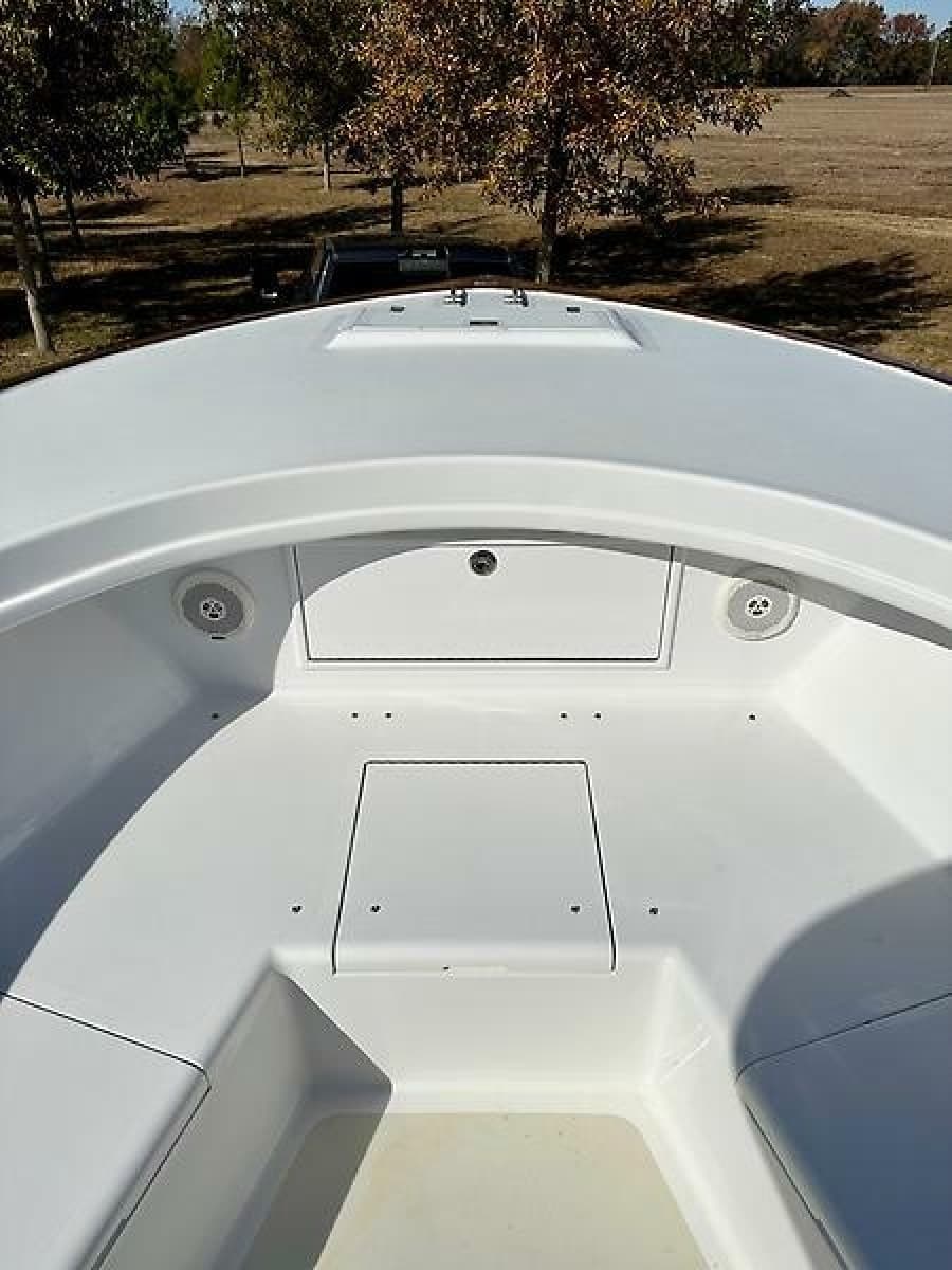 2011 Custom 26CC - Photo 13