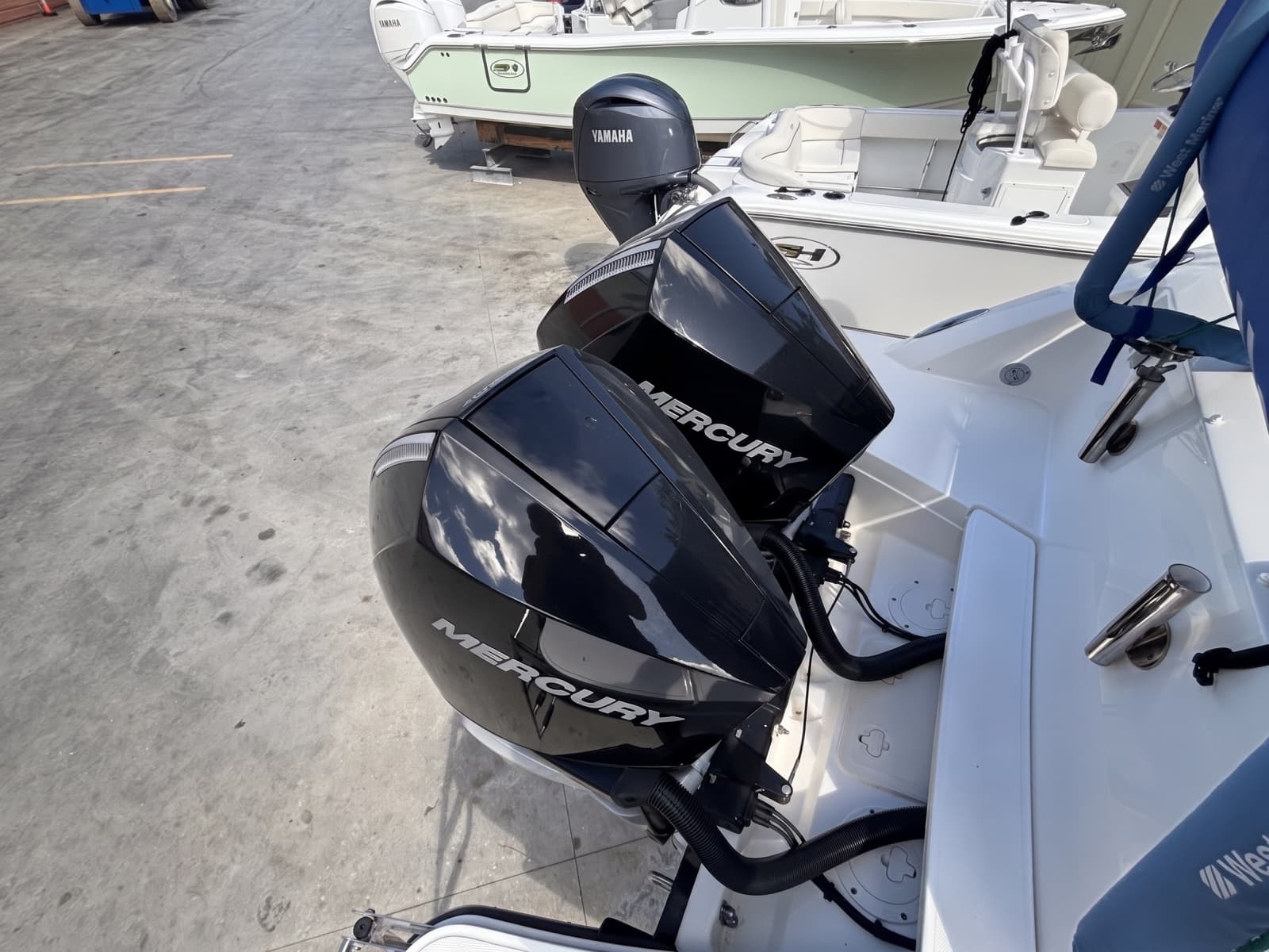 2024 Boston Whaler 320 Vantage - Photo 5