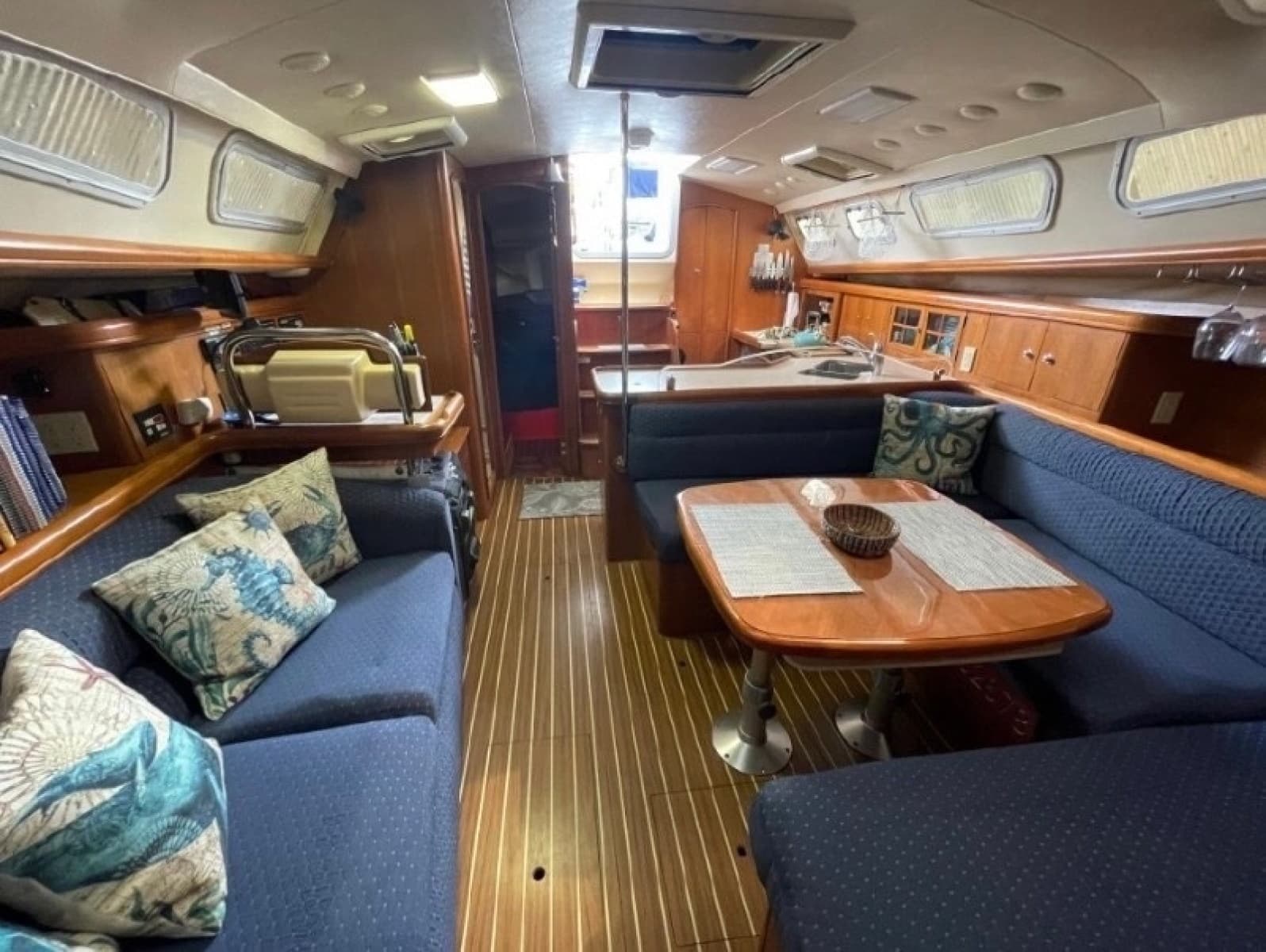 2006 Hunter Hunter 41 Aft Cockpit - Photo 21