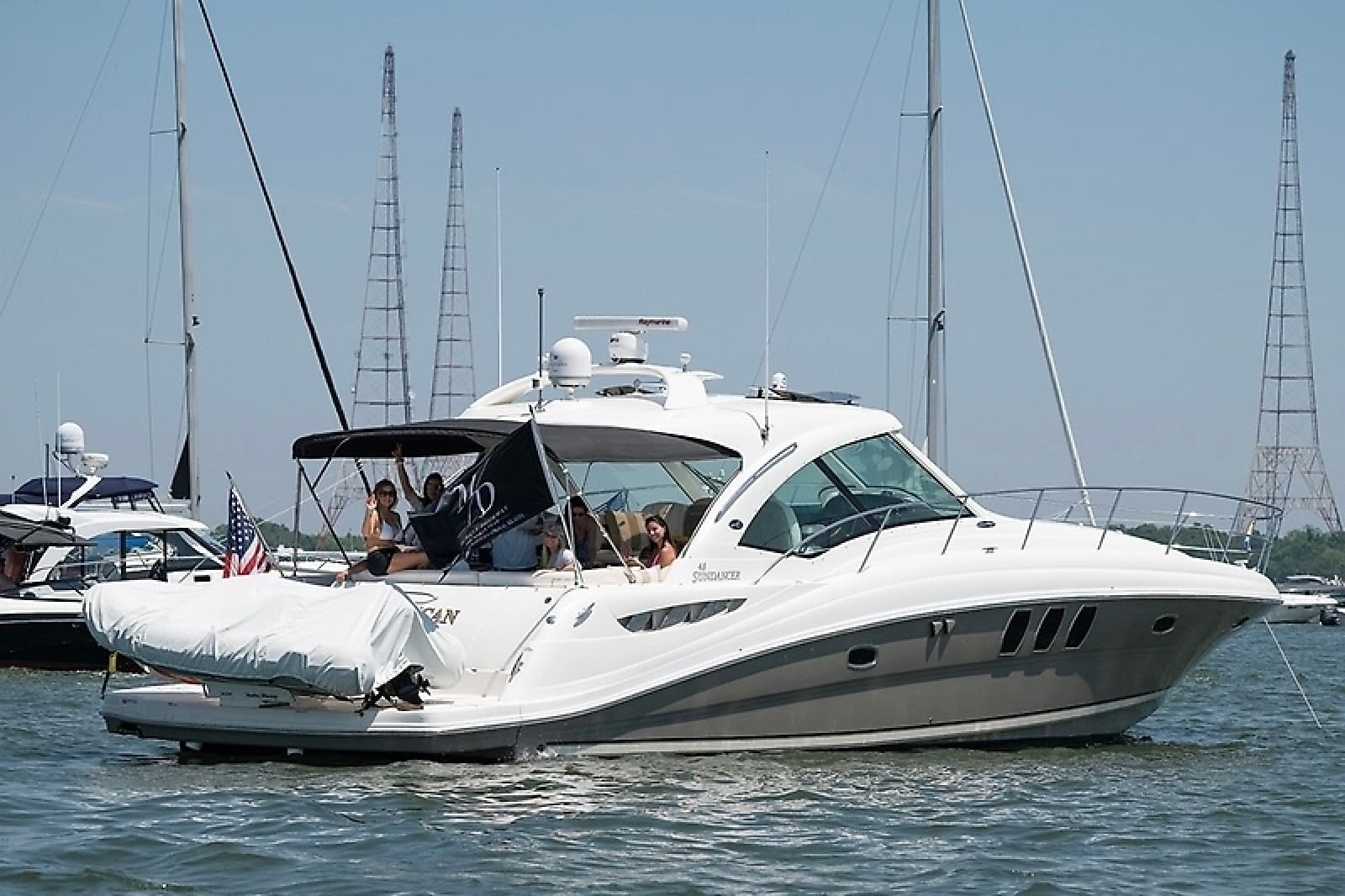 2005 Sea Ray 480 Motor Yacht - Photo 2
