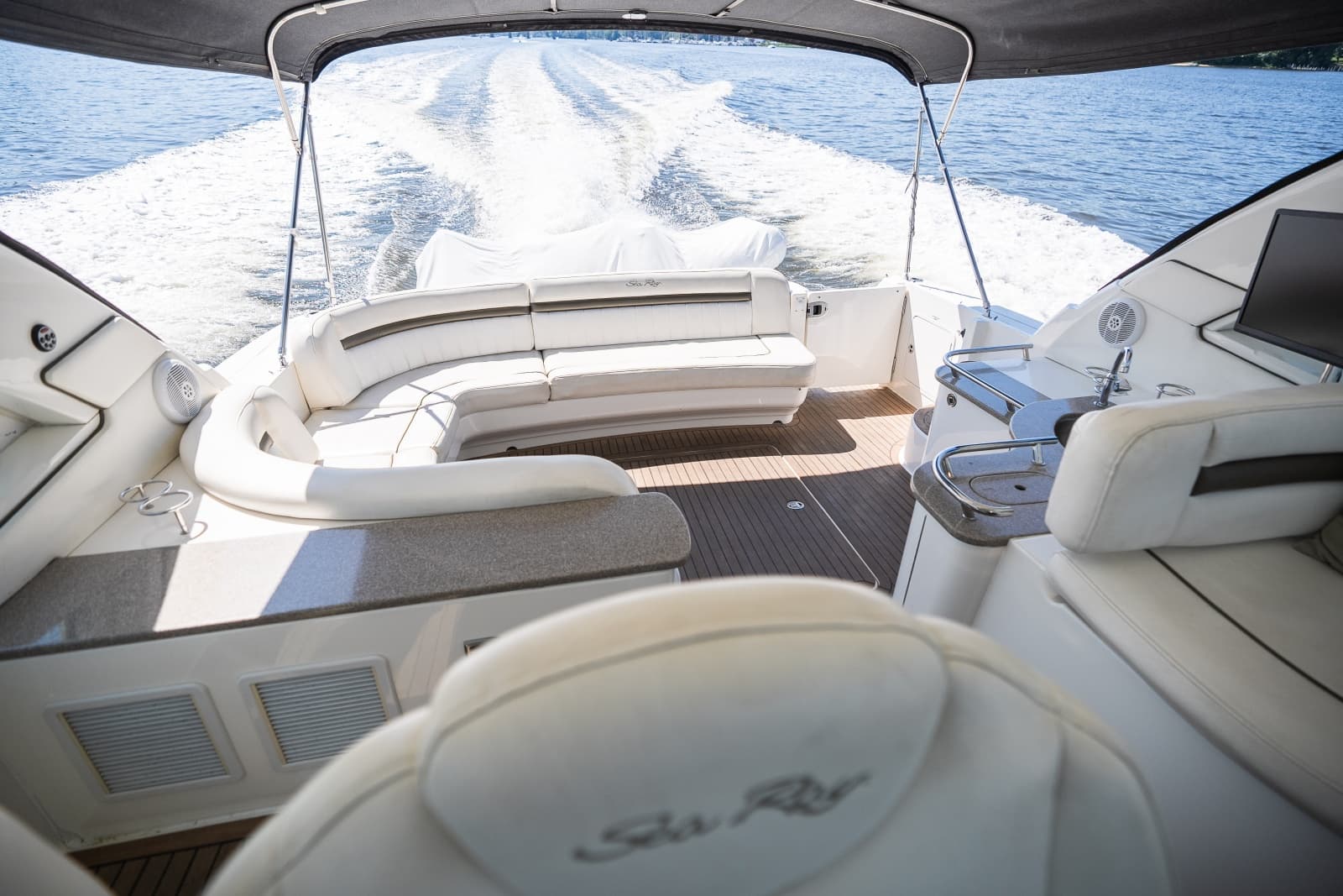 2005 Sea Ray 480 Motor Yacht - Photo 16