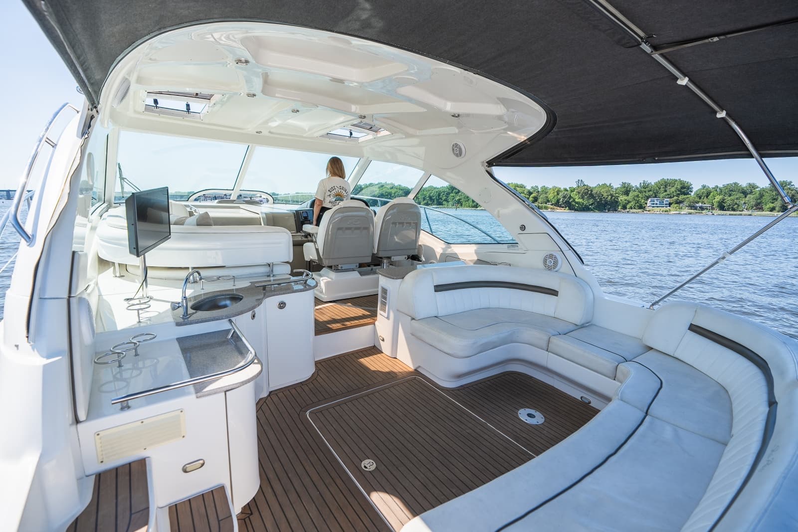 2005 Sea Ray 480 Motor Yacht - Photo 21