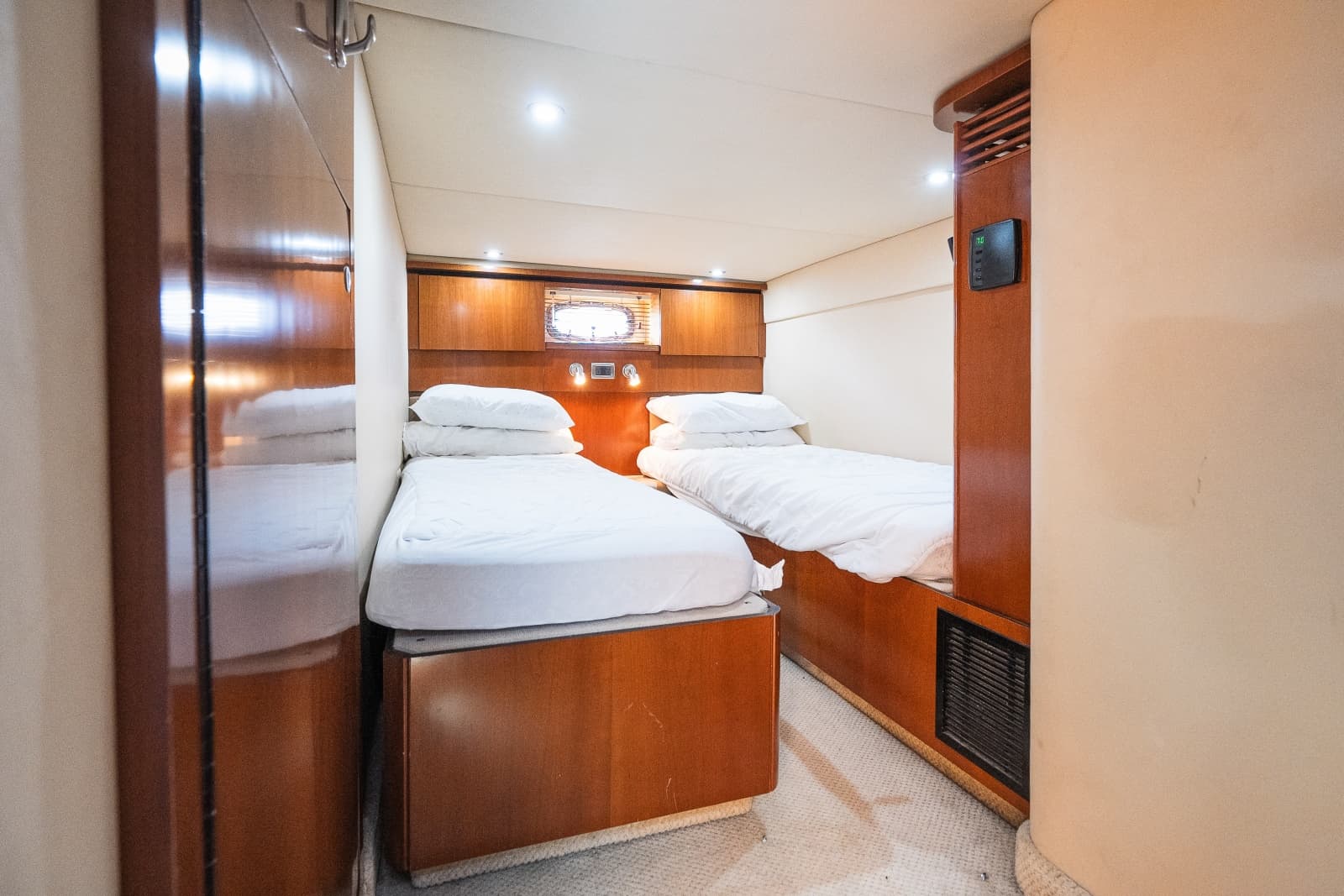 2005 Sea Ray 480 Motor Yacht - Photo 54