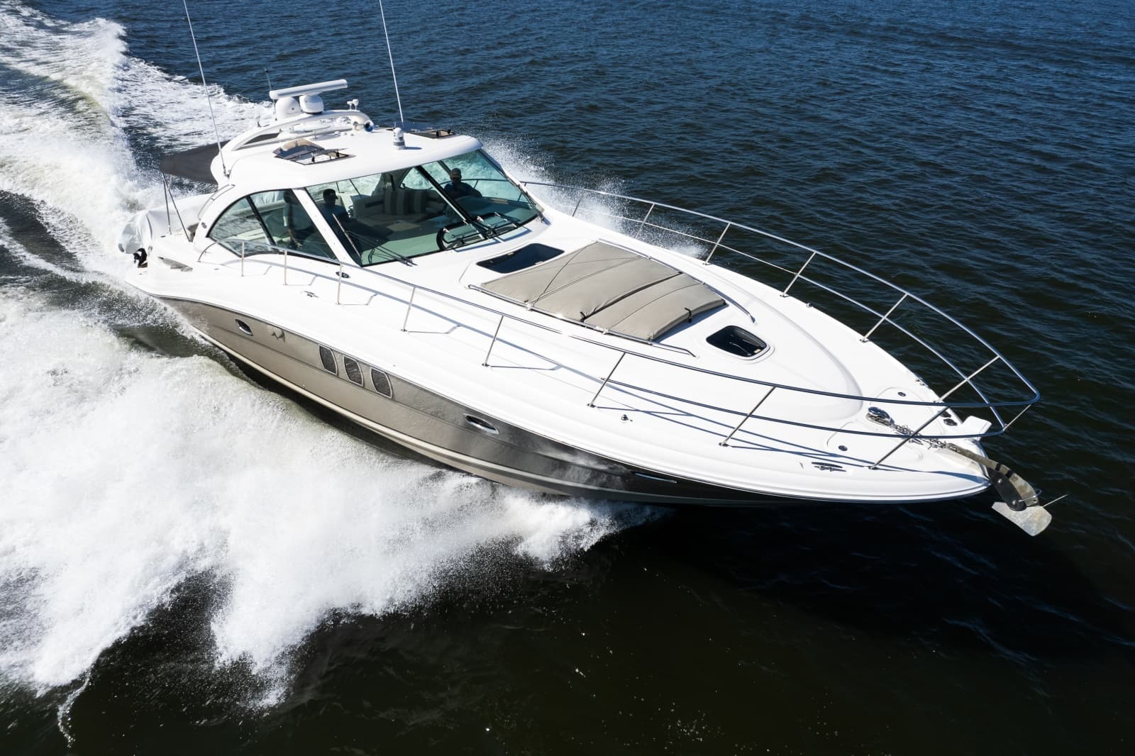 2005 Sea Ray 480 Motor Yacht - Photo 2