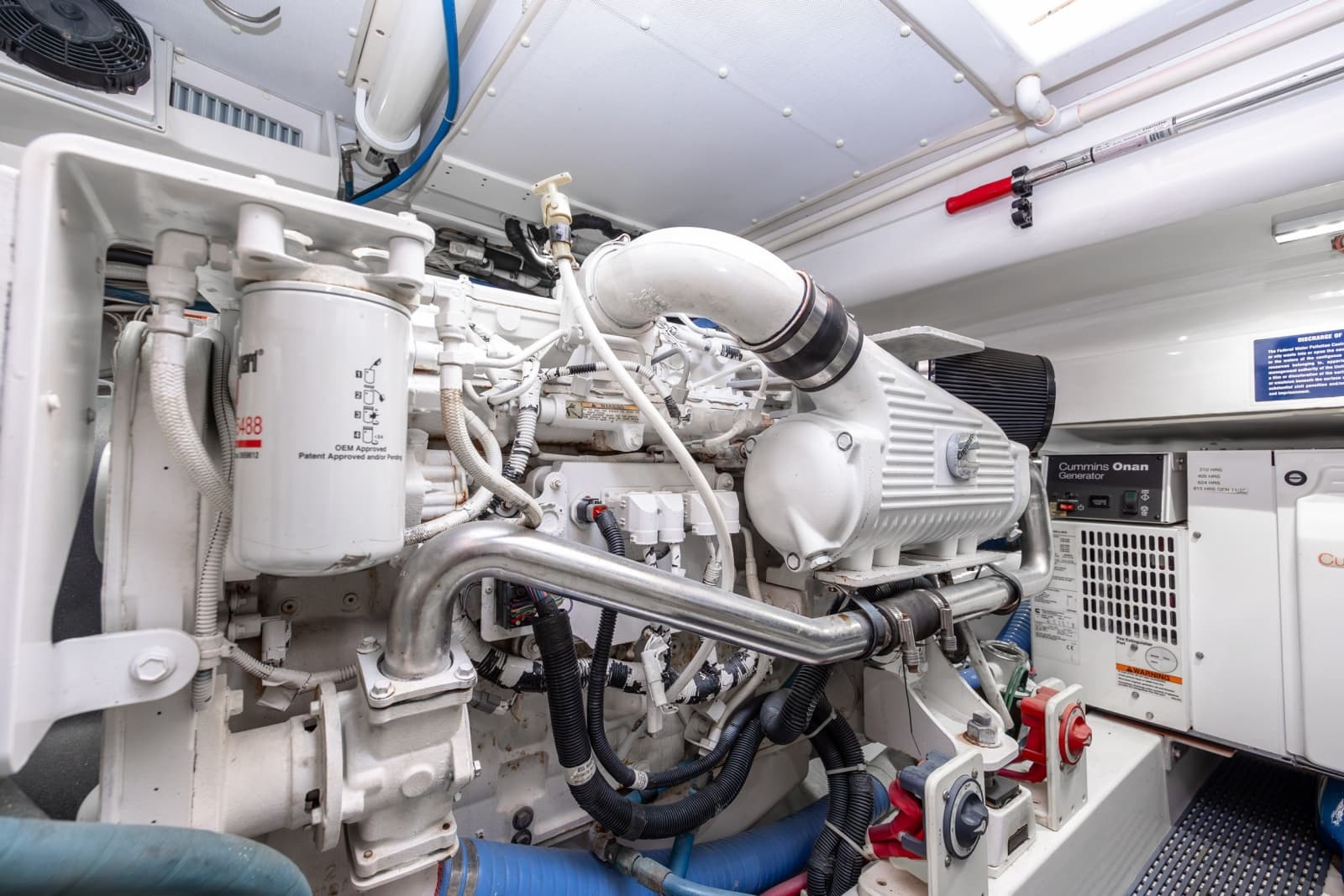 2015 Jarrett Bay Hardtop Express - Photo 103