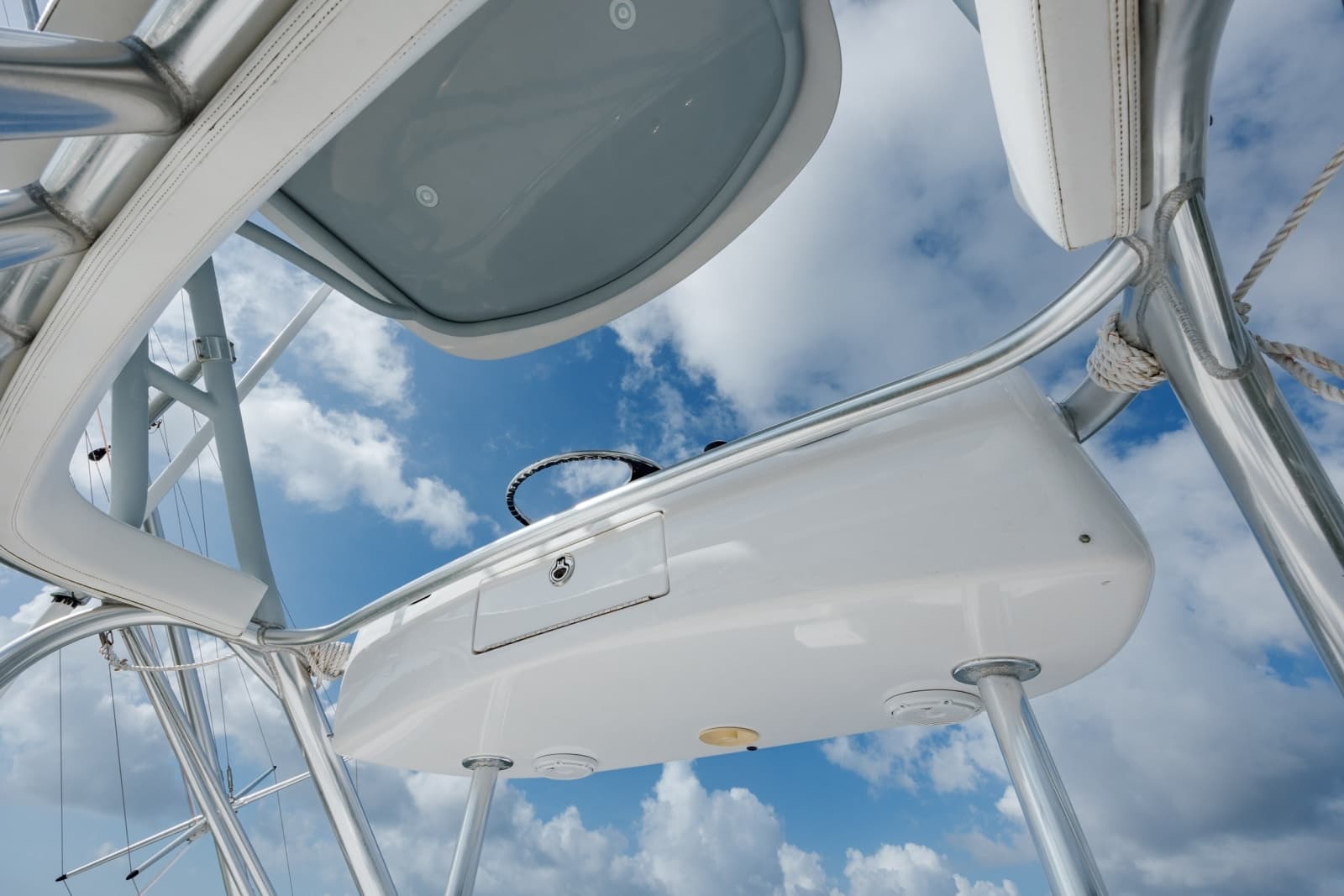 2015 Jarrett Bay Hardtop Express - Photo 28