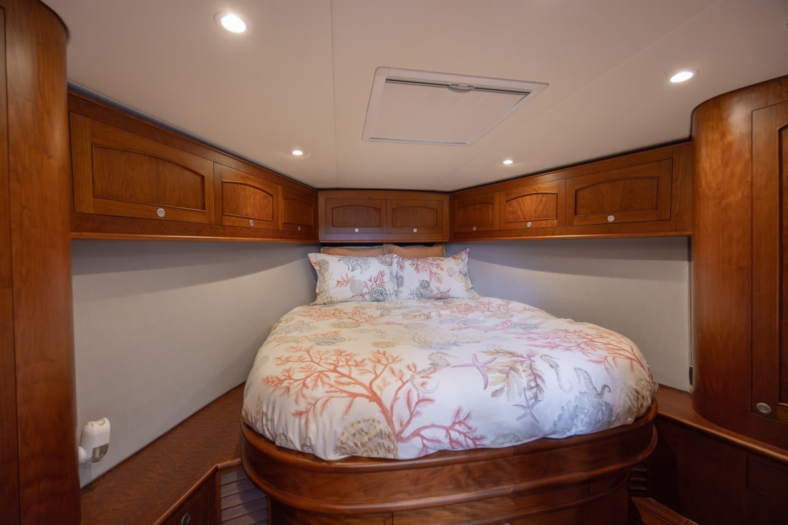 2015 Jarrett Bay Hardtop Express - Photo 56