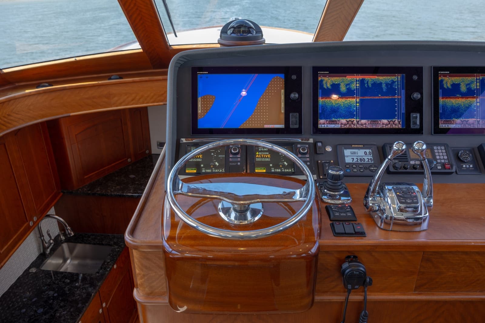 2015 Jarrett Bay Hardtop Express - Photo 43