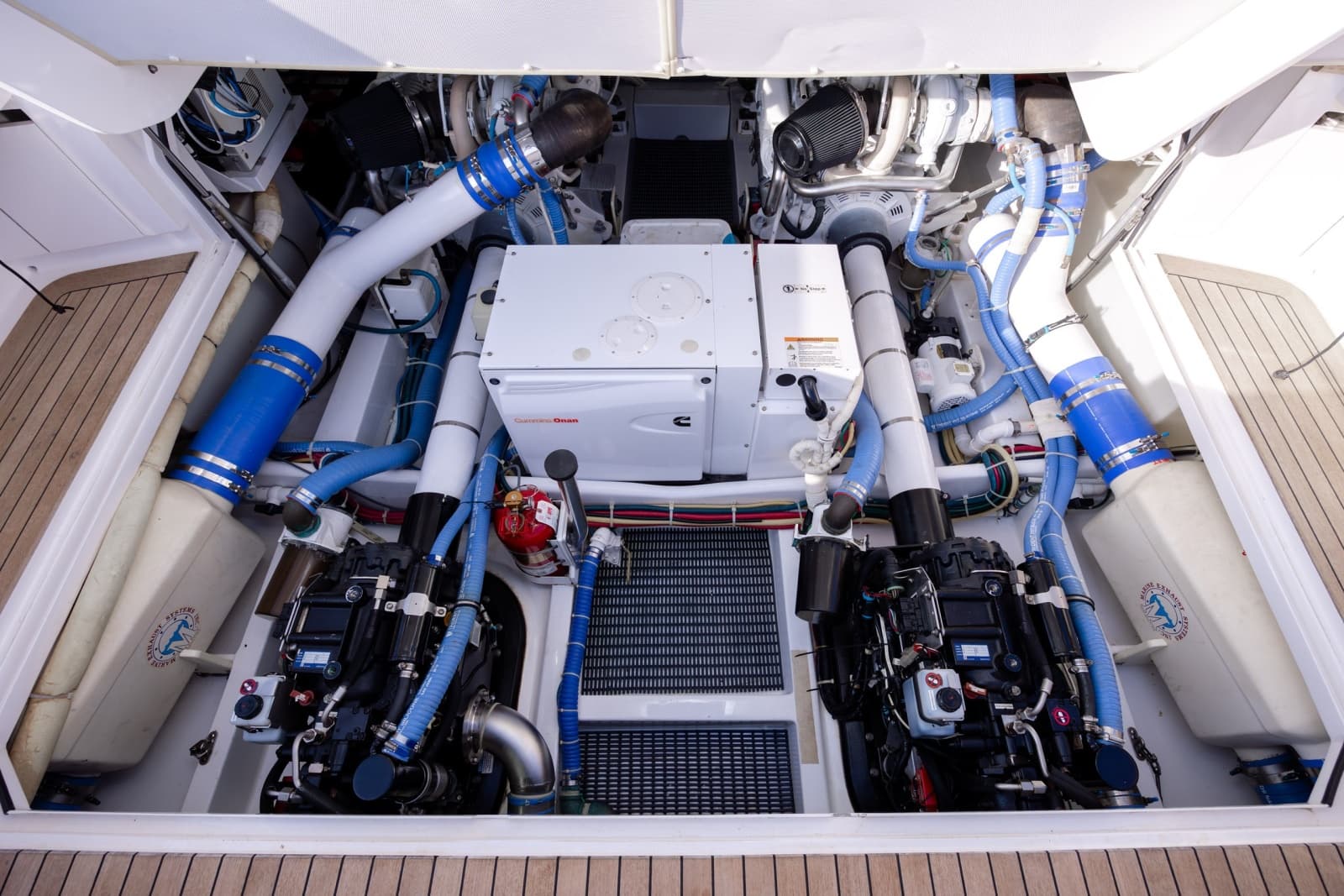 2015 Jarrett Bay Hardtop Express - Photo 111