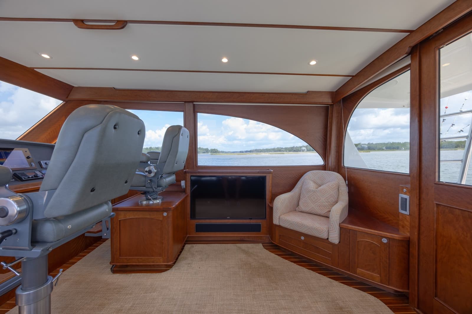 2015 Jarrett Bay Hardtop Express - Photo 39