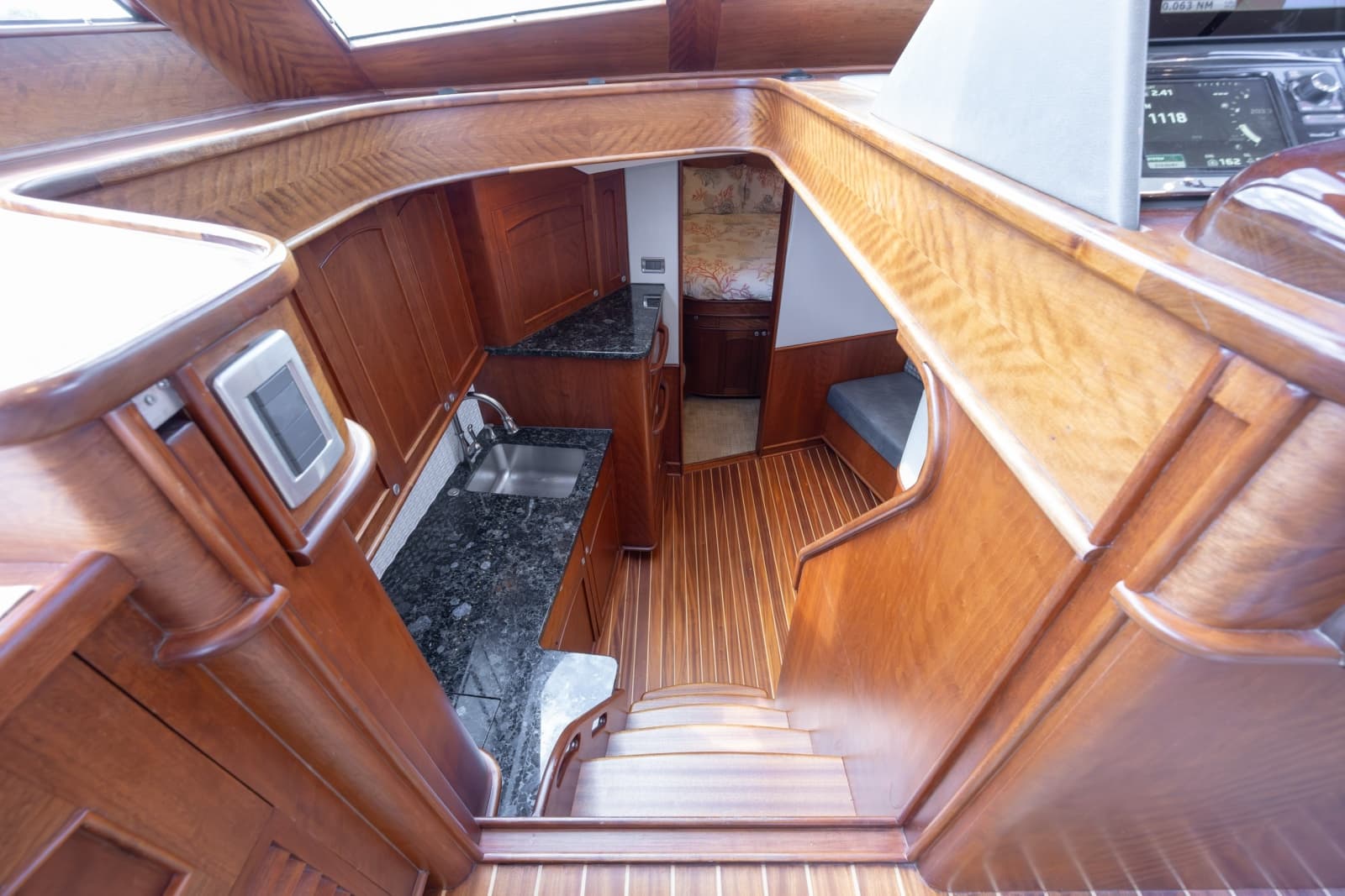2015 Jarrett Bay Hardtop Express - Photo 47