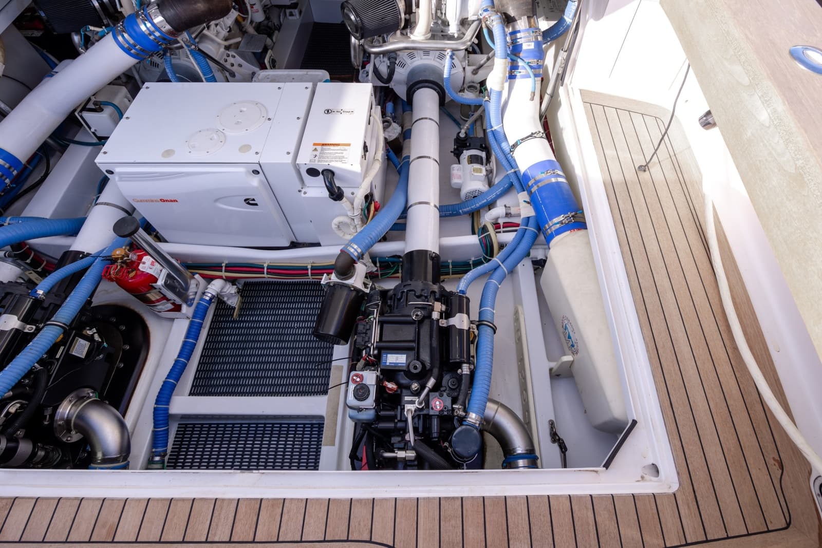 2015 Jarrett Bay Hardtop Express - Photo 112