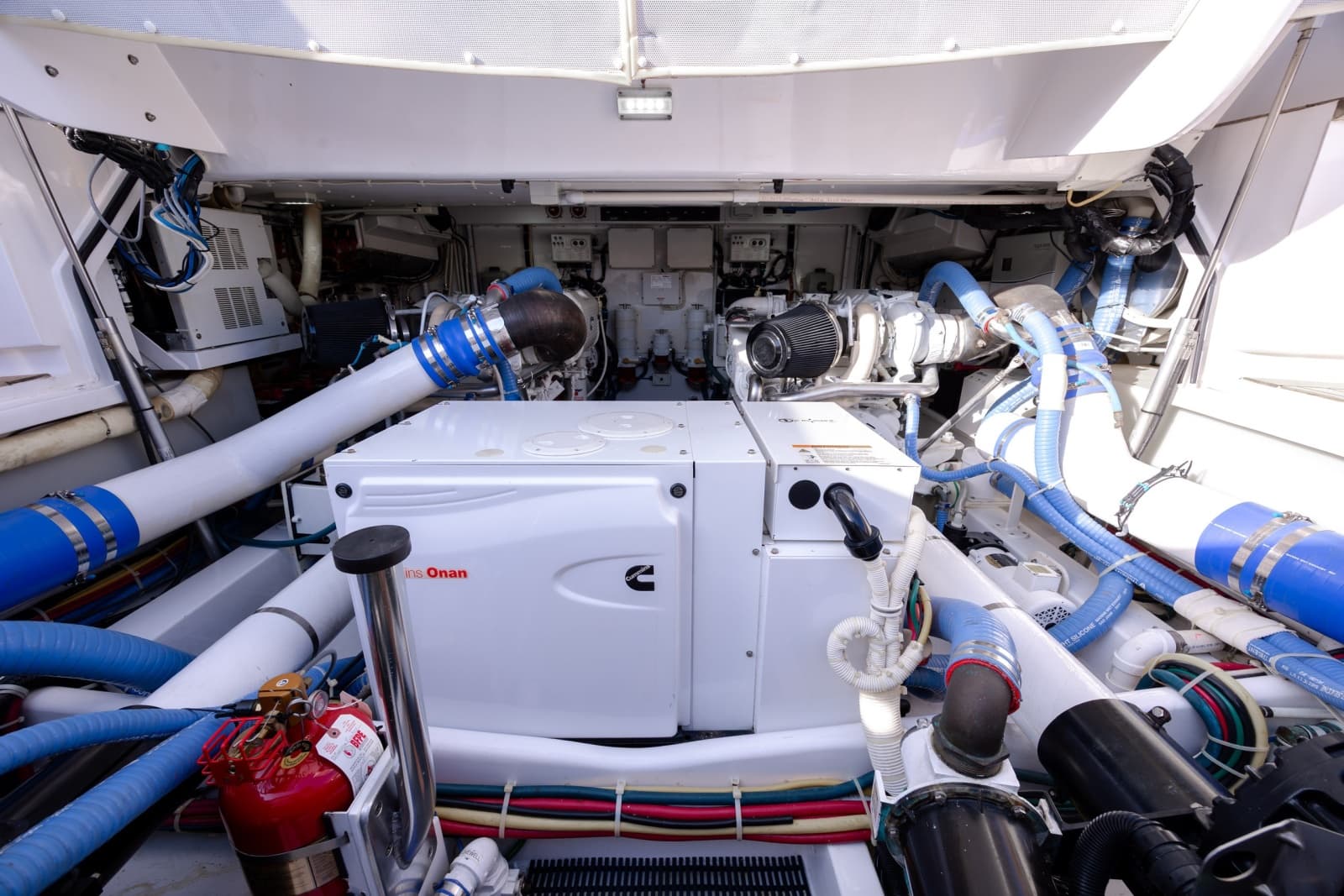 2015 Jarrett Bay Hardtop Express - Photo 114