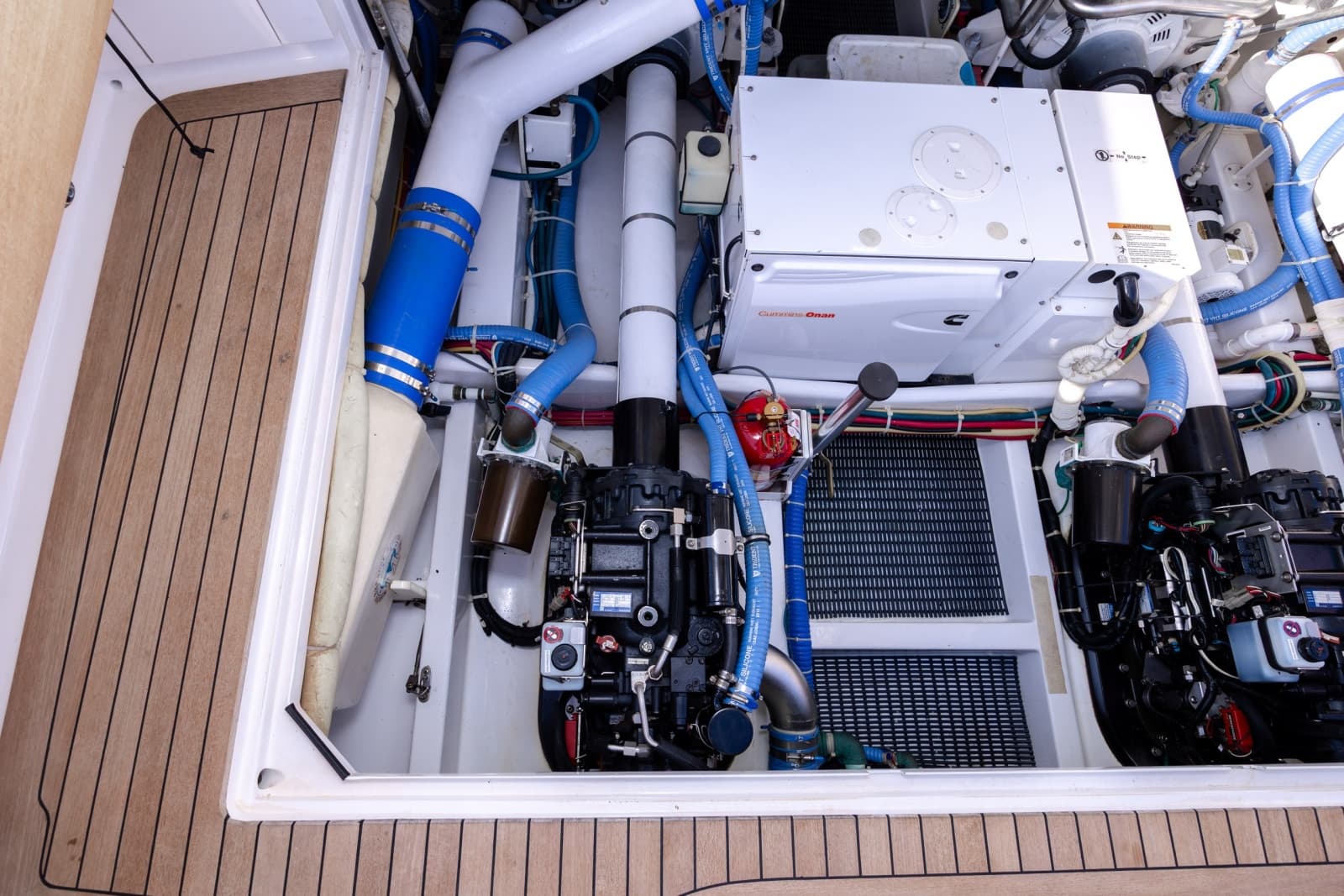 2015 Jarrett Bay Hardtop Express - Photo 110